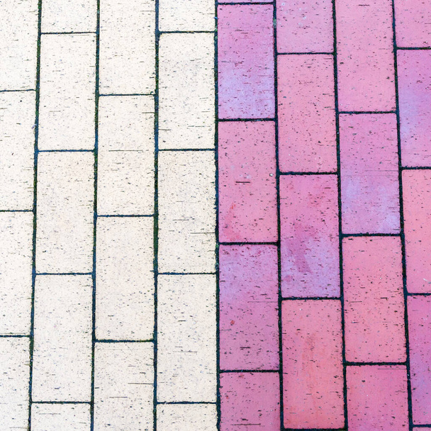 Кольорові бетонні текстуровані тротуарні плити, крупним планом зображення
 - Фото, зображення