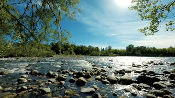 Ландшафт річки тічіно - italy - 5k - Кадри, відео