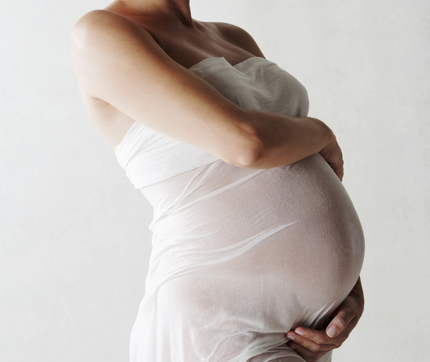Atractiva mujer embarazada
 - Foto, imagen