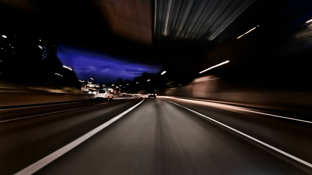 ポートランドの高速道路の夜間運転 - 映像、動画