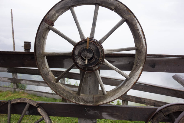 une roue, une invention précoce de l'humanité et un outil important - Photo, image