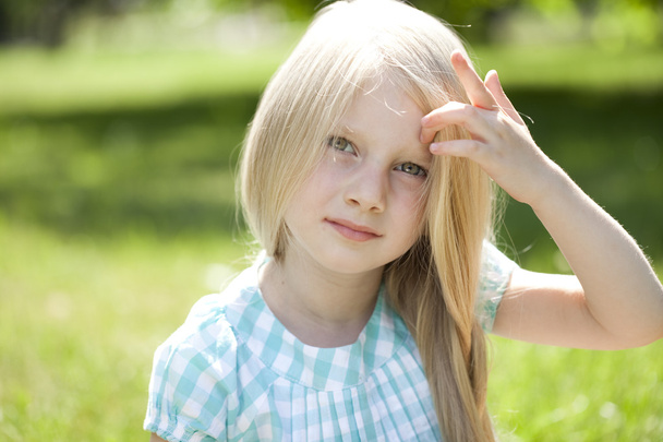 Portrait of a beautiful blonde little girl three years - Fotoğraf, Görsel