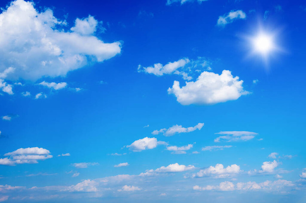 白い雲と青い空の背景 - 写真・画像