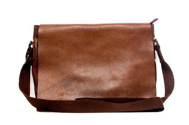 Bolso de cuero marrón aislado en blanco
 - Foto, imagen