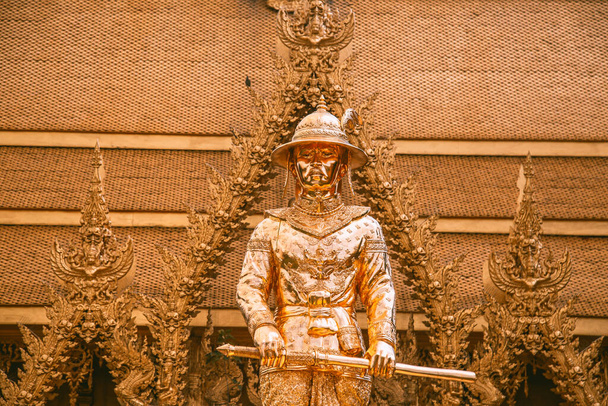 Wat Paknam Jolo à Chachoengsao, Thaïlande - Photo, image