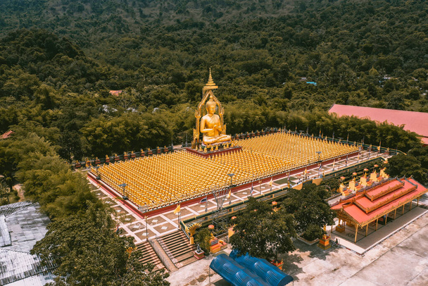 Phuttha Utthayan Makha Bucha Anusorn, Buddhalainen Memorial Park, Nakhon Nayok, Thaimaa - Valokuva, kuva