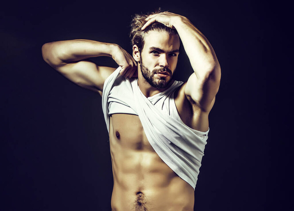 Handsome muscular sexy man - Foto, Imagen