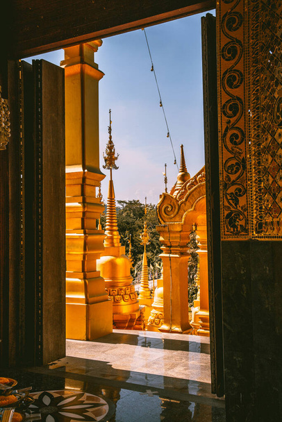 Wat Pa Sawang Bun Saraburi, Thaiföld - Fotó, kép