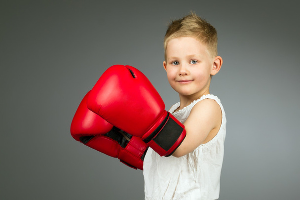 Smiling boxing kid - Фото, изображение