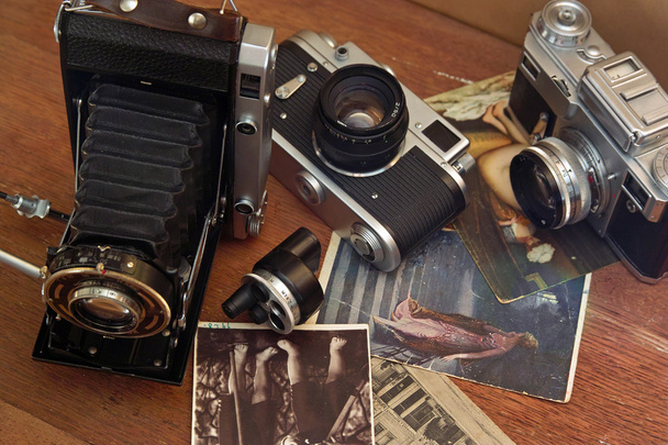 Vintage camera en retro items - Foto, afbeelding