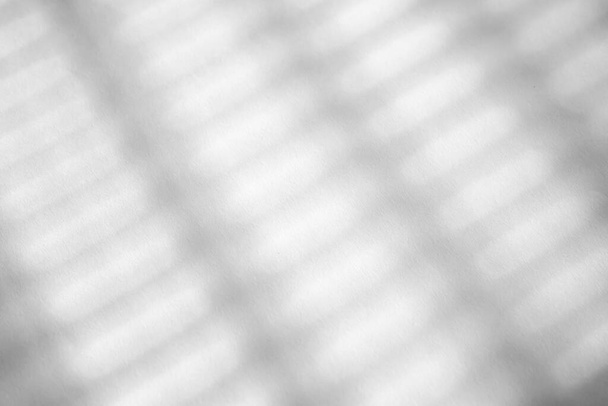 Sombra abstracta gota sobre fondo de pared blanco - Foto, Imagen