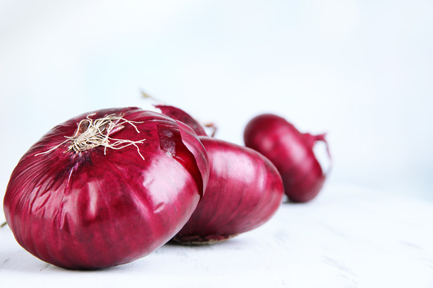Fresh red onions close up - Fotografie, Obrázek