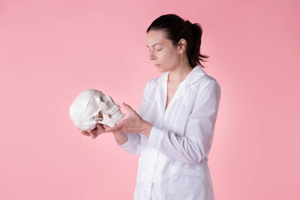 The health of the bones of the skull ,the correct bite and good teeth, - Foto, Bild