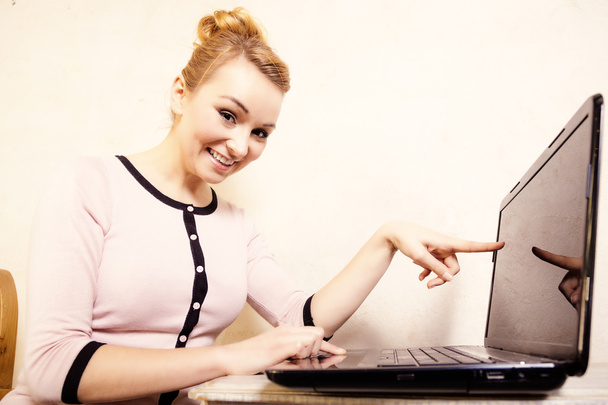 Businesswoman touching screen of the computer - Zdjęcie, obraz