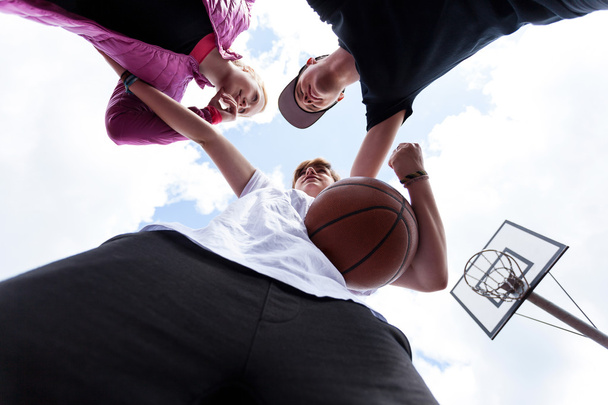 People training basketball - Foto, afbeelding