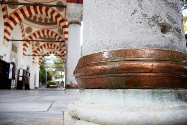 Mesquita histórica e colunas Turquia - Foto, Imagem