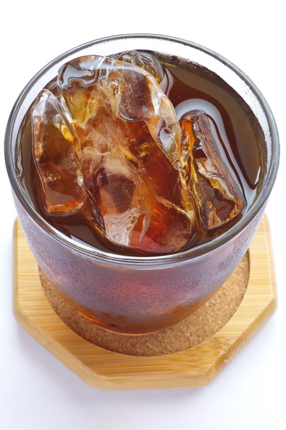 Koude koffie drinken met ijs - Foto, afbeelding