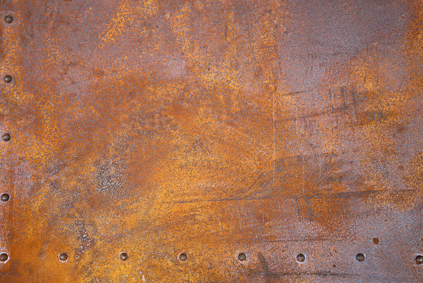 texture de fer rouillé. Plaque de fer rustique avec rivets. - Photo, image