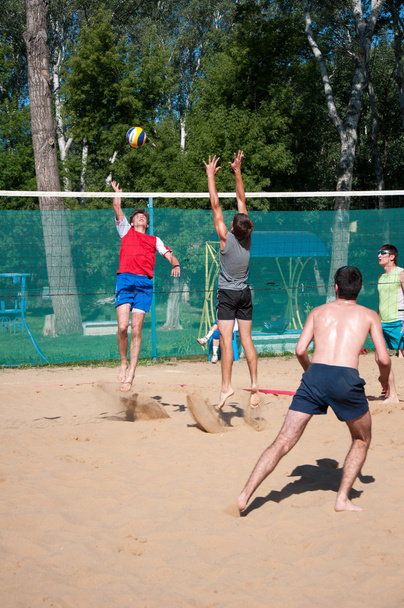 strand volleybal mannen - Foto, afbeelding
