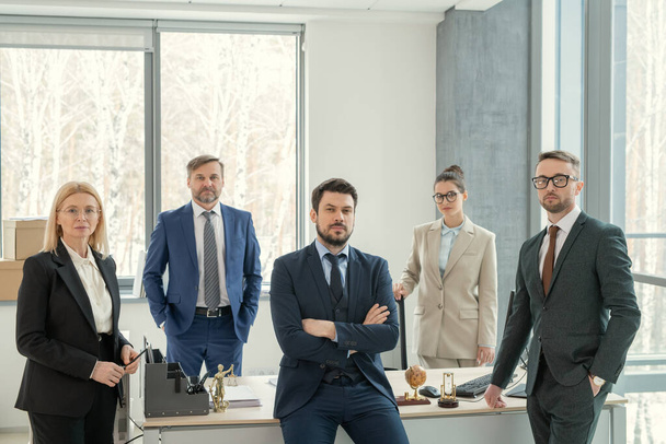 Successful business team at office - Foto, immagini