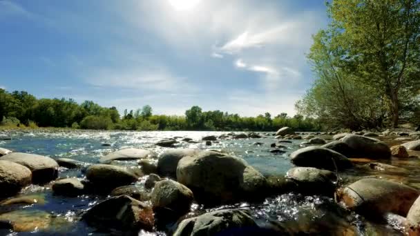 川の夕日の風景- 5K - 映像、動画
