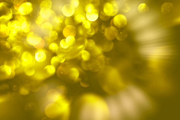 Fundo dourado. Design de luzes brilhantes abstratas. Férias douradas brilhante pano de fundo - Foto, Imagem