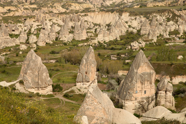 Γεωλογικοί σχηματισμοί στην Καππαδοκία, Nevsehir, Τουρκία - Φωτογραφία, εικόνα
