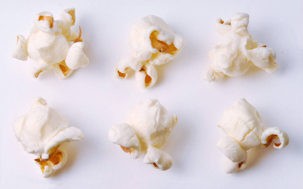 Pop corns assorted isolated on white background. - Foto, Bild