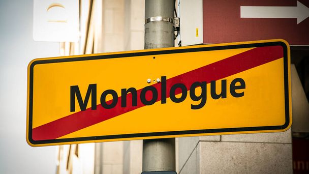 Rua Assine o Caminho de Direção para Diálogo versus Monólogo
 - Foto, Imagem