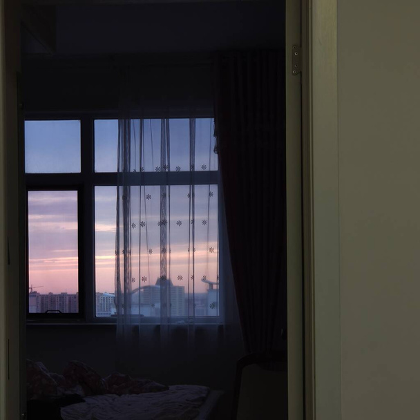 window with windows and curtains - Φωτογραφία, εικόνα