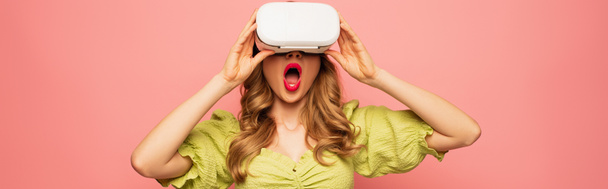 shocked woman in vr headset isolated on pink, banner - Foto, Imagem