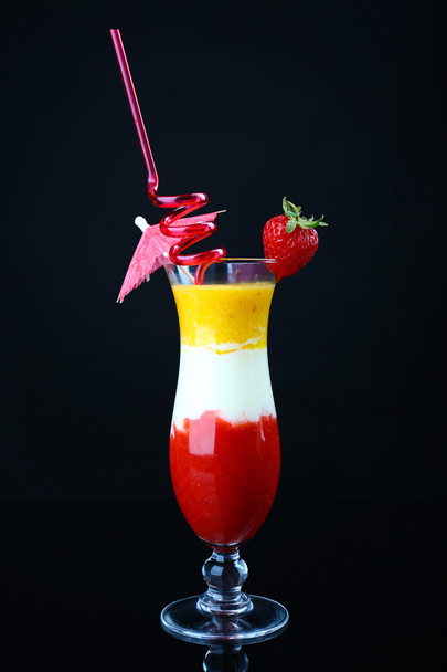 Delicious fruit smoothie - Foto, Imagem