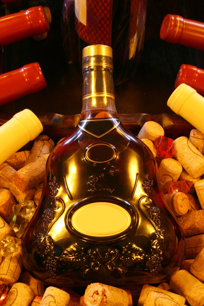 La botella de whisky
 - Foto, imagen