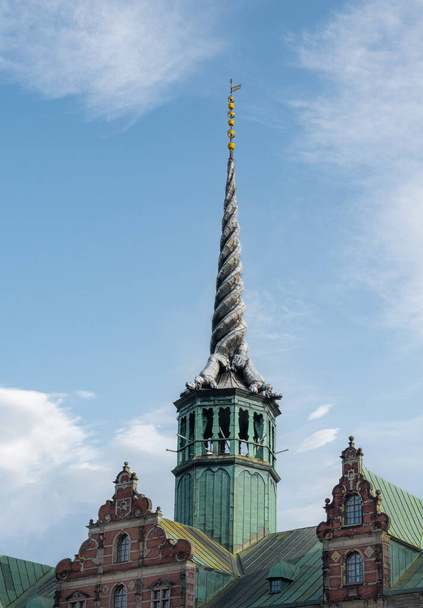 Borsen Ünlü Spire - Eski Borsa Binası - Kopenhag, Danimarka - Fotoğraf, Görsel