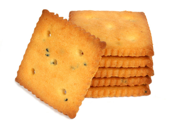 Gesalzener Cracker-Keks isoliert über weißem Hintergrund - Foto, Bild