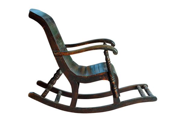 Старий дерев'яний крісло-качалка ізольовано на білому тлі роботи з відсічним контуром
. - Фото, зображення
