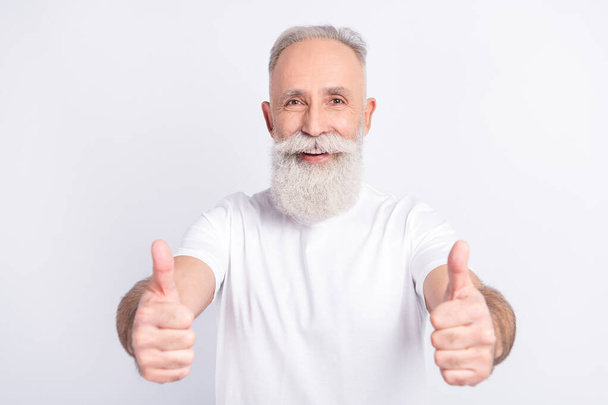Photo of cheerful attractive happy old man show thumb-up good mood news isolated on grey color background - Фото, зображення