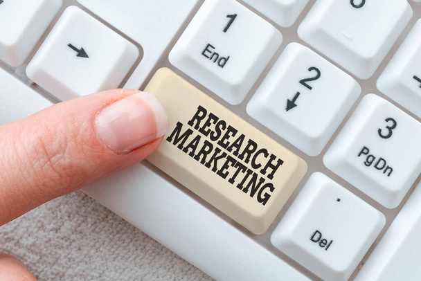 A Research Marketing-et mutató szöveges jel. Üzleti áttekintő folyamat összegyűjtése és értelmezése info a piacról Szerkesztés Internet fájlok, szűrés Online fórumok, Web Research ötletek - Fotó, kép