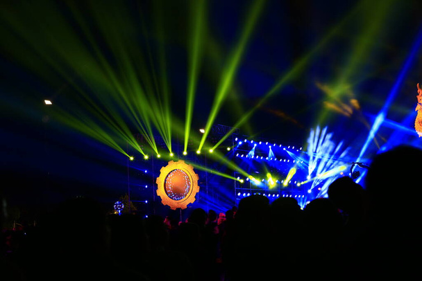 Efeito de iluminação de palco no escuro, imagens de close-up  - Foto, Imagem