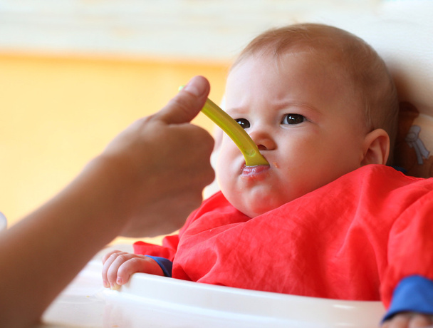 Bebek beslenme - Fotoğraf, Görsel