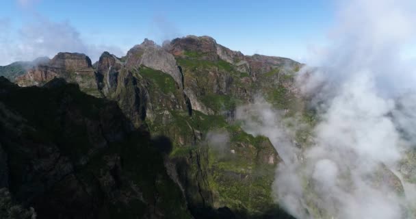 Paysage des montagnes - Madère île du drone - Séquence, vidéo