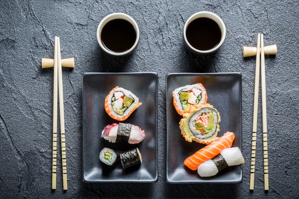 Sushi served with soya sauce for two people - Foto, Imagem