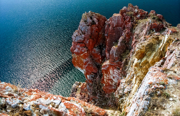falaises côtières du Baïkal, la belle nature de la rive du Baïkal. - Photo, image