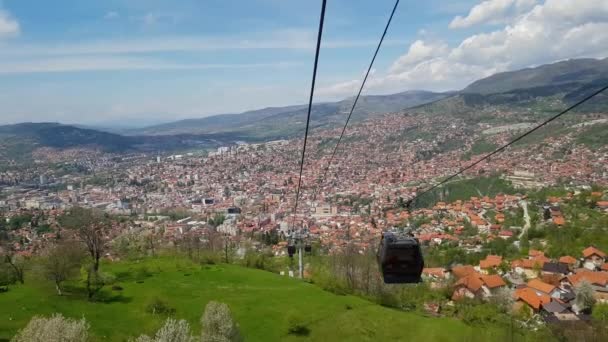 Funivia Sarajevo, Città sullo sfondo, sollevamento - Filmati, video