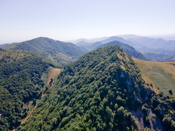 Aerial view of Balkan Mountain near town of Teteven, Lovech region, Bulgaria - Foto, Imagem