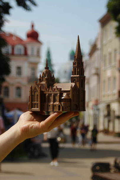 Un modèle de jouet de l'église qui existait autrefois, mais a été détruit - Photo, image