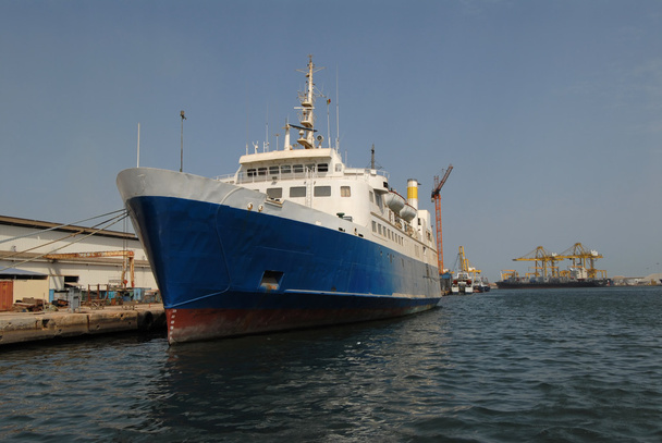 Ship in the port of Dakar - Photo, image