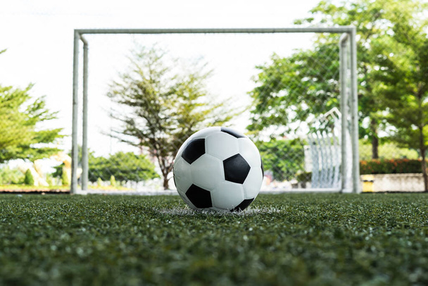 football field  ball on green grass , soccer field  background texture - Φωτογραφία, εικόνα