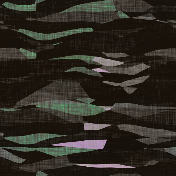Camouflage donker underbrush hout stijl textuur materiaal. Naadloos patroon in aardetinten verborgen effect. Militaire en leger jungle bos ontwerp op kaki katoen textiel print. - Foto, afbeelding