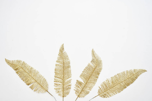 Ozdobne złote liście jesieni - Zdjęcie, obraz